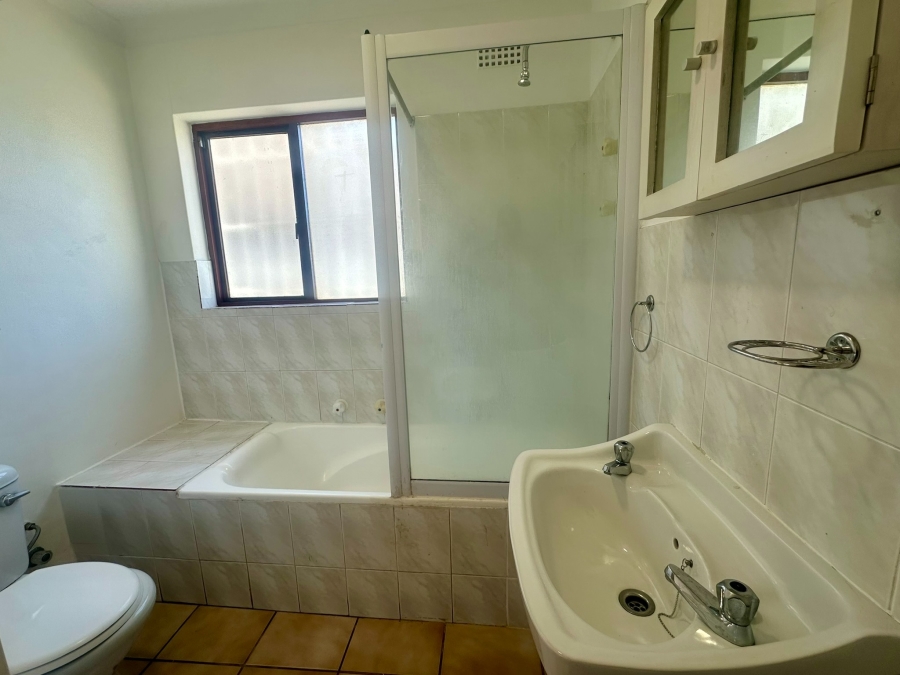 To Let 2 Bedroom Property for Rent in Diep River Western Cape